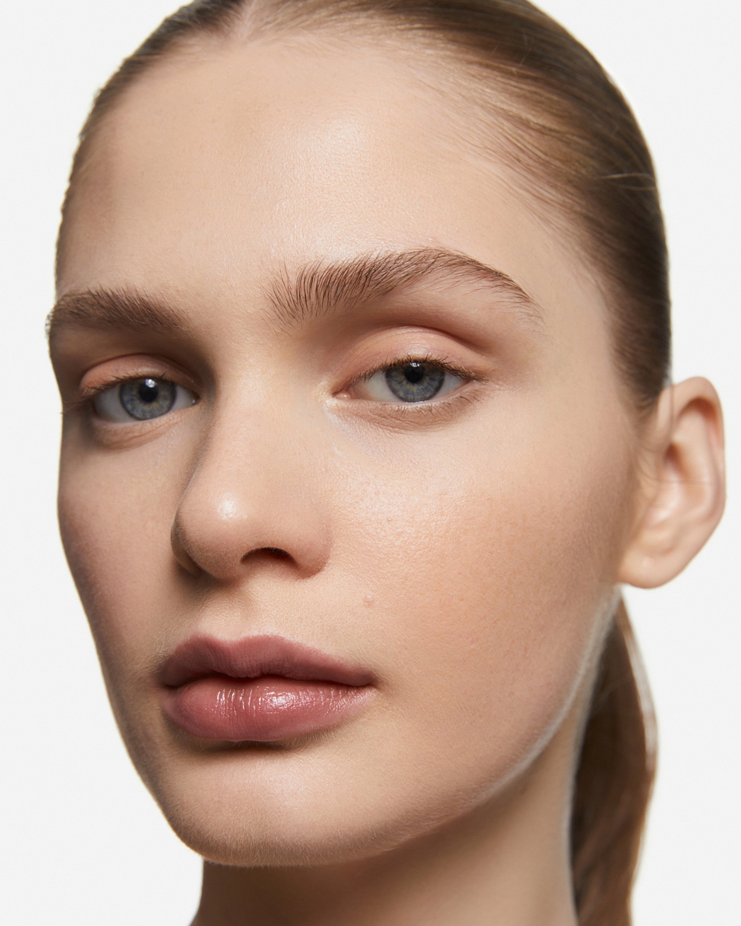 INGLOT ტუჩსაცხი Kiss Catcher