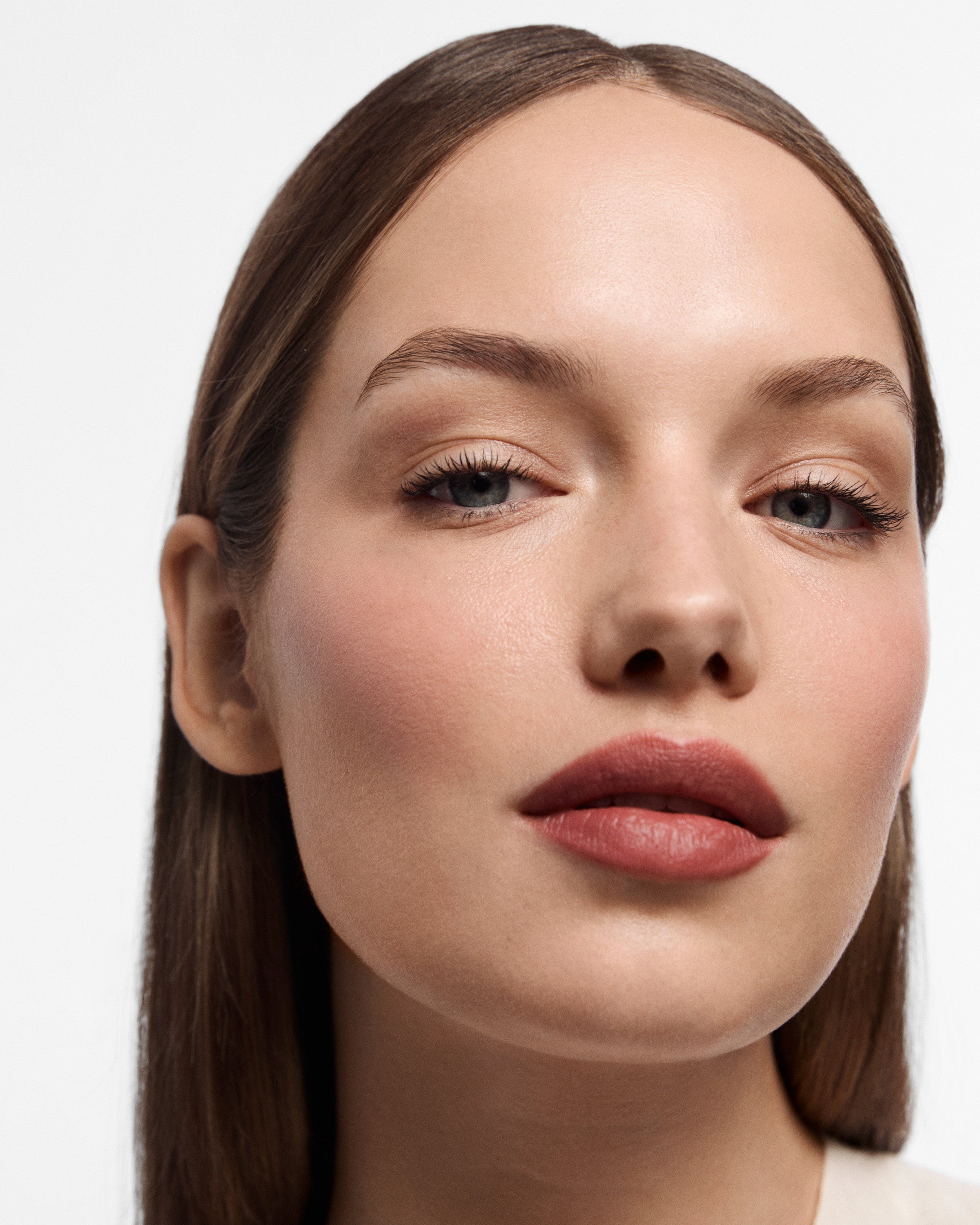 INGLOT ტუჩის ლაინერი