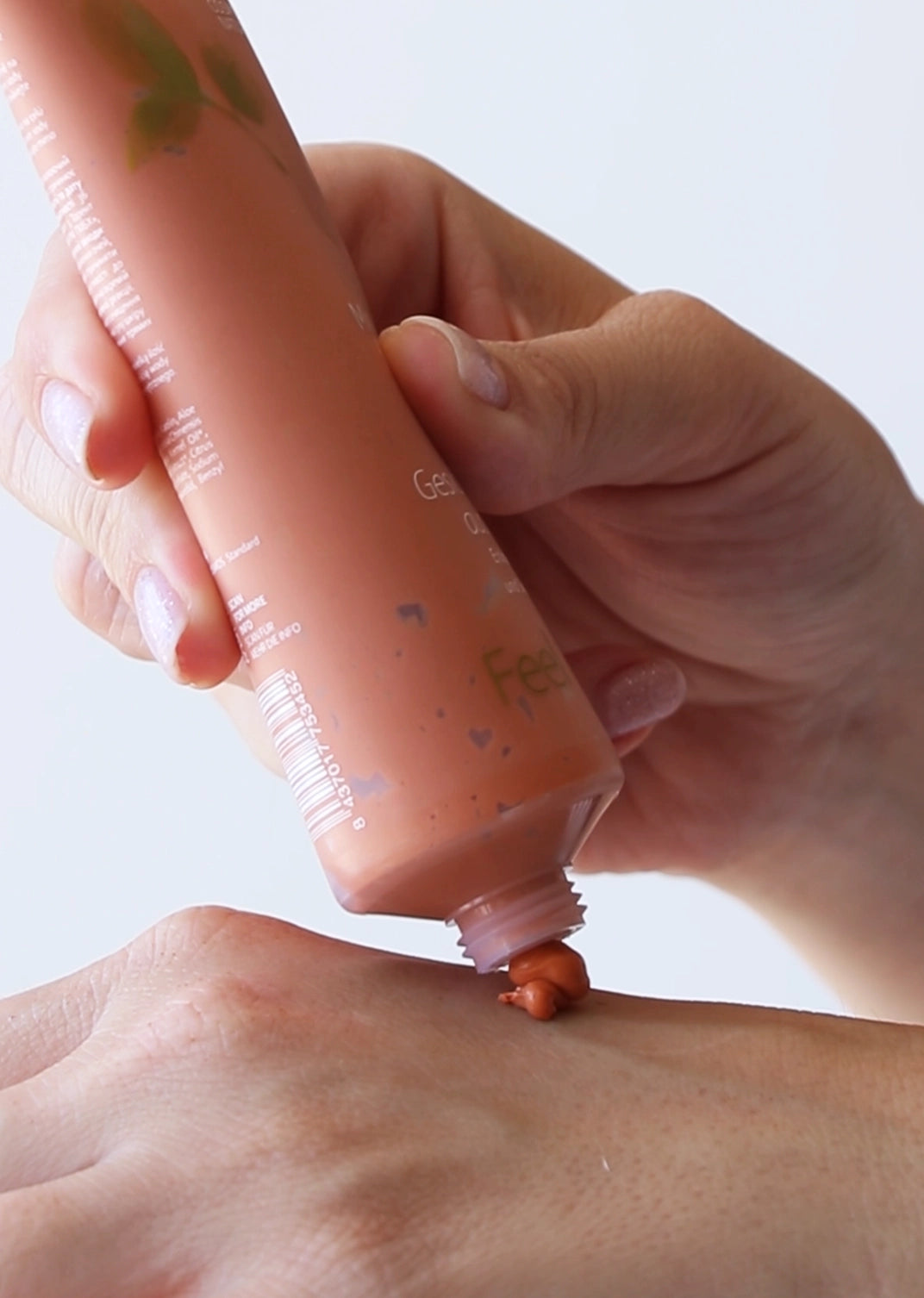 Mineral Clay Mask Gallery Image 2