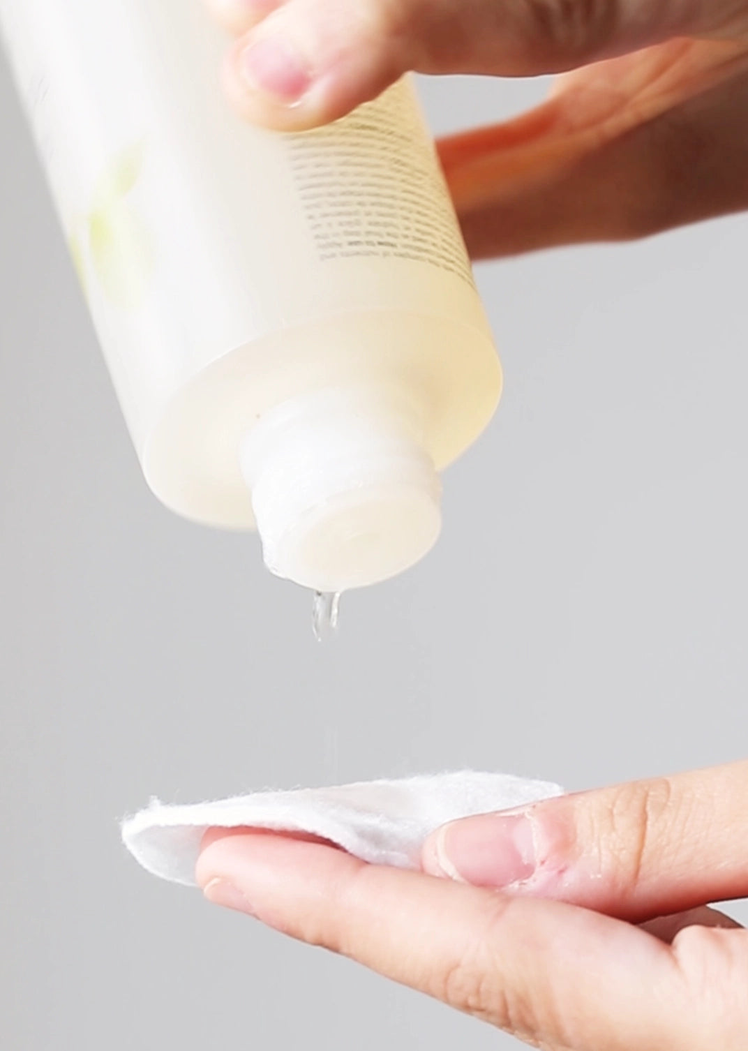 Refreshing Facial Toner Gallery Image 1