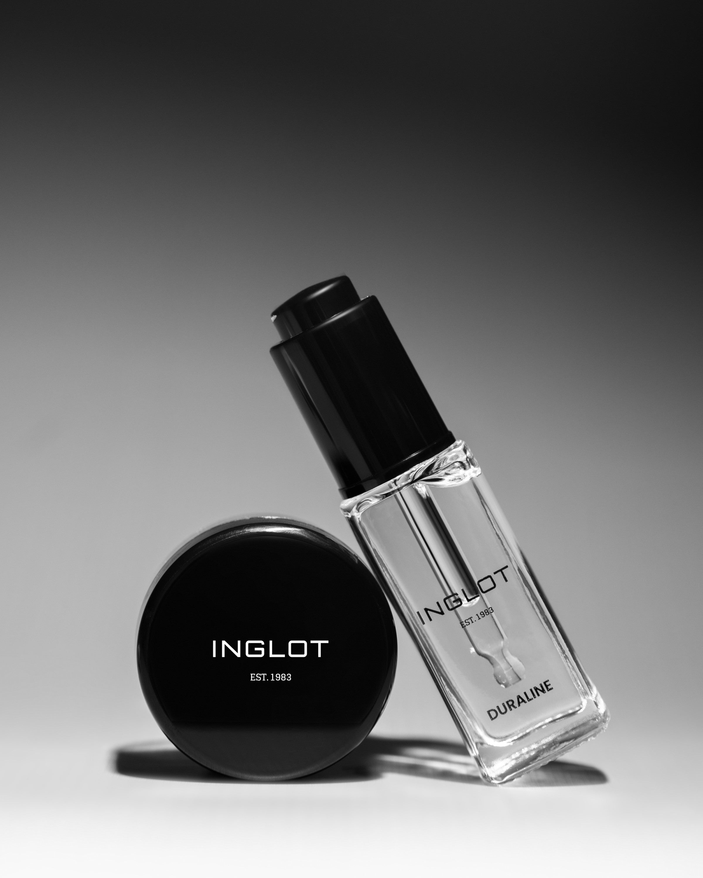 ინგლოტი-ს კრემისებრი თვალის ლაინერი