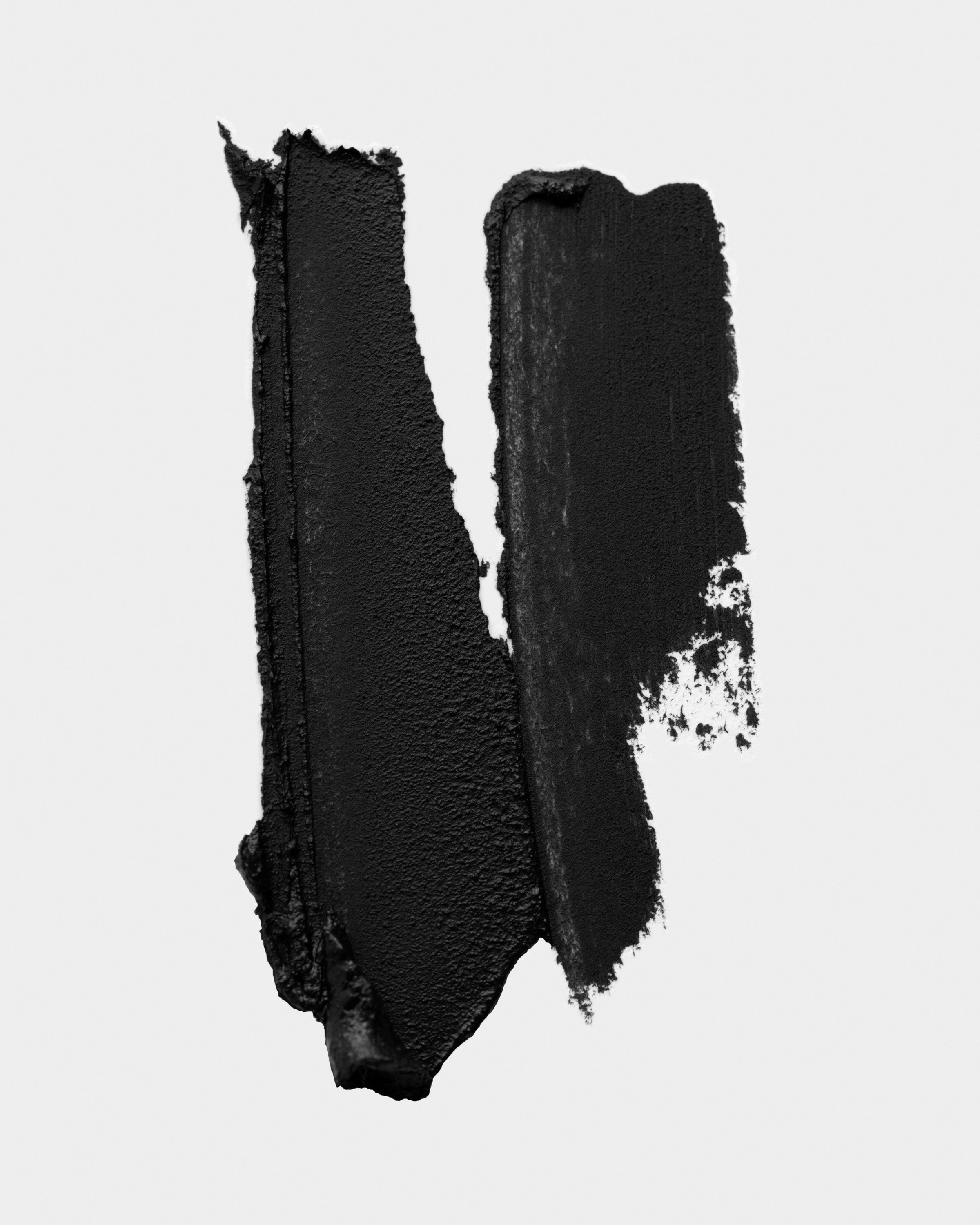 ინგლოტი-ს კრემისებრი თვალის ლაინერი