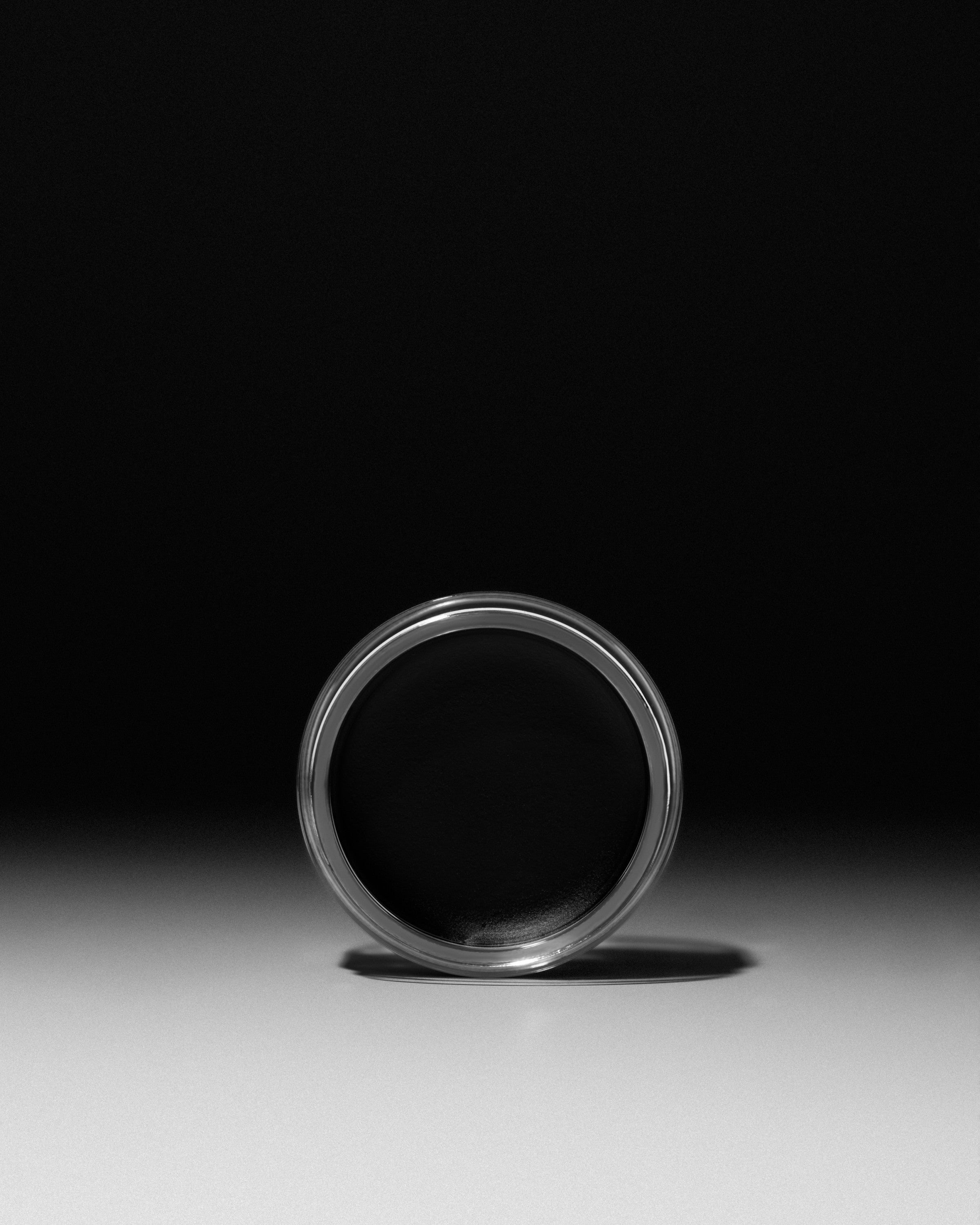 ინგლოტი-ს კრემისებრი თვალის ლაინერი