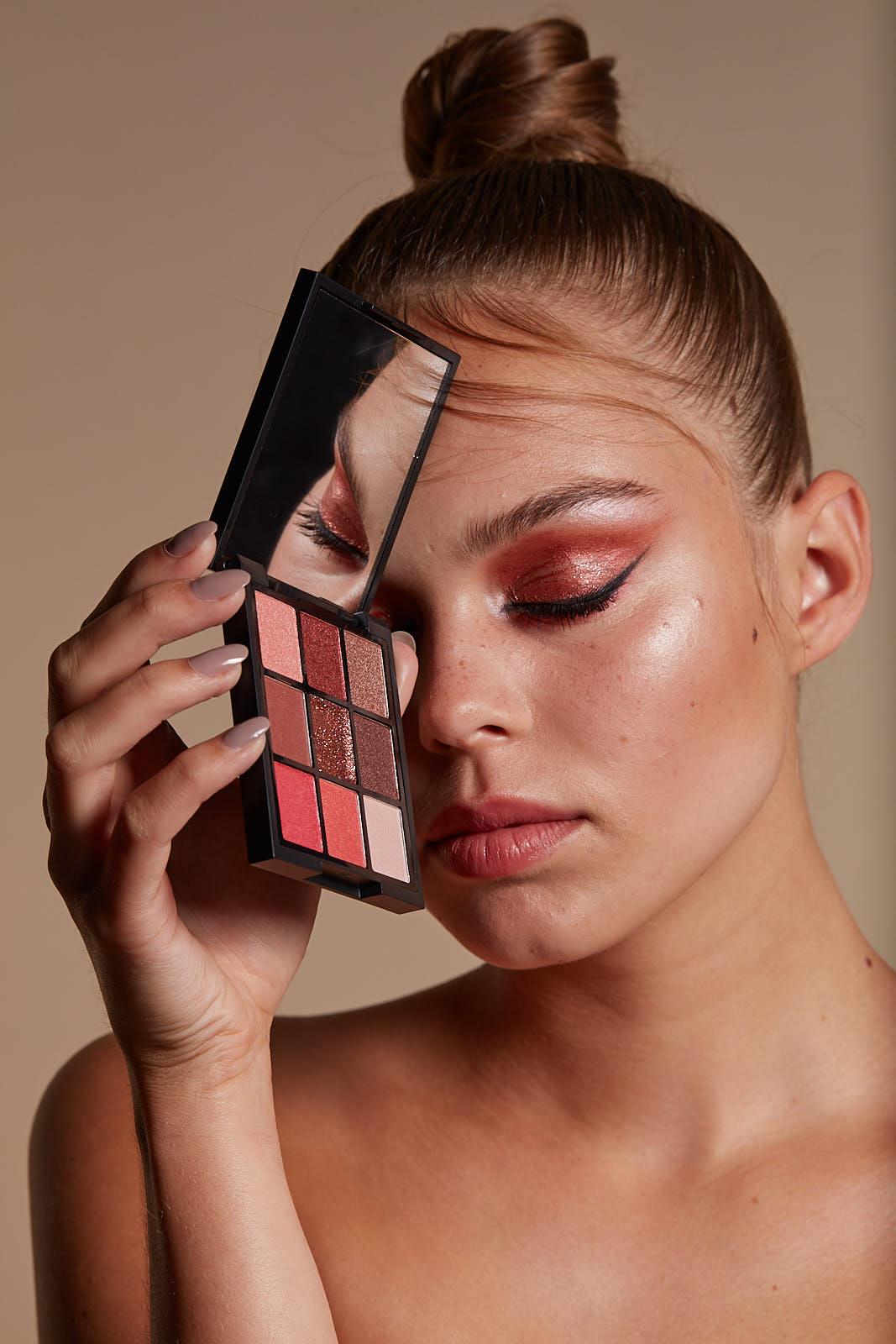 youstar BOHO GLAM Eyeshadow Palette 03 Bad & Boujee (6622088429761)