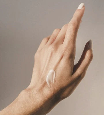 Naobay Regenerating Body Hand Cream Texture