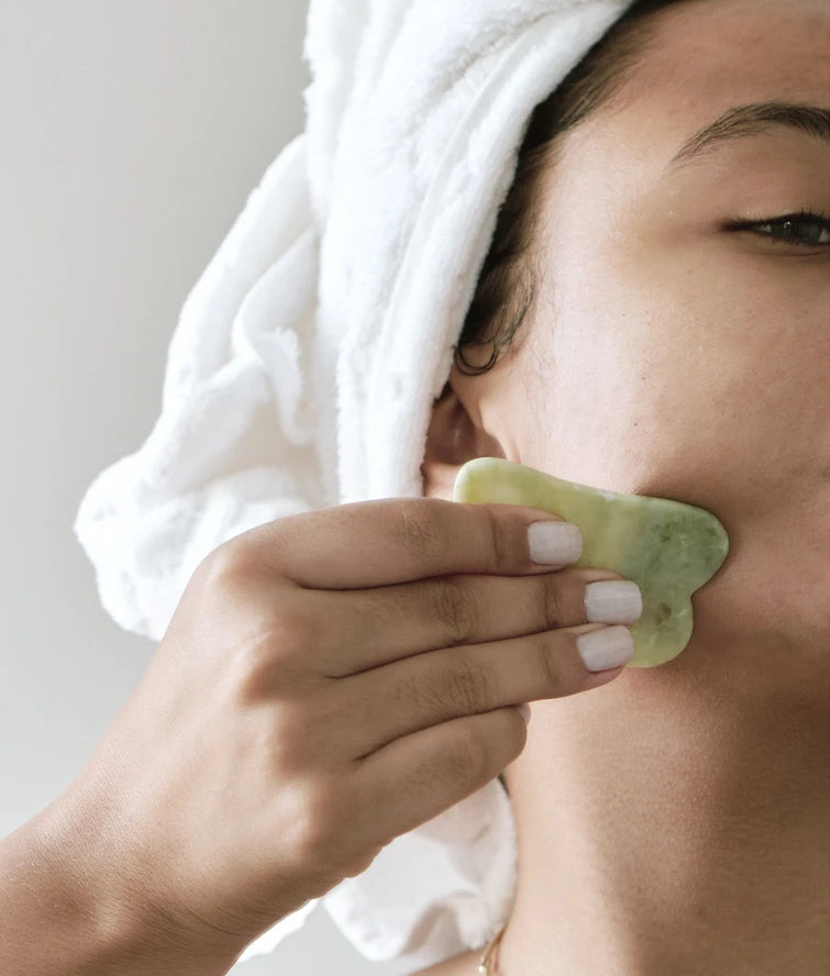 Origin Recovery Facial Cream Application