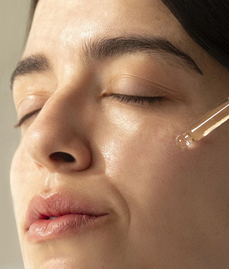 Olesoso Origin Revitalizing Serum Application